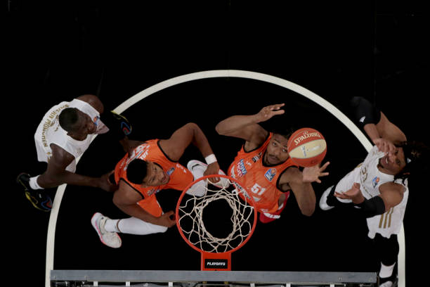 使用种族歧 使用种族歧